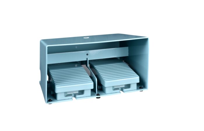 SCHNEIDER Spínač XPEM 3100D nožní