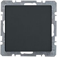 Záslepka se středovým dílem, Berker Q.x,