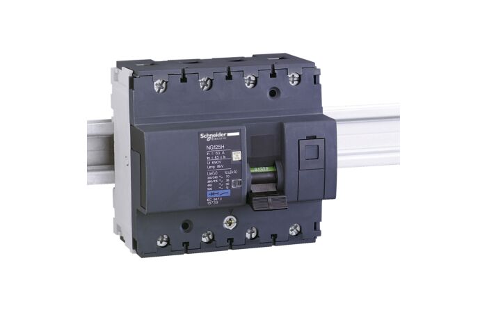SCHNEIDER Deon NG125H 32/4P/C 18736 36kA