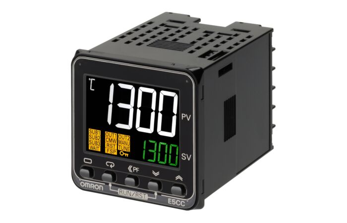 OMRON Regulátor E5CC-QX3A5M-000