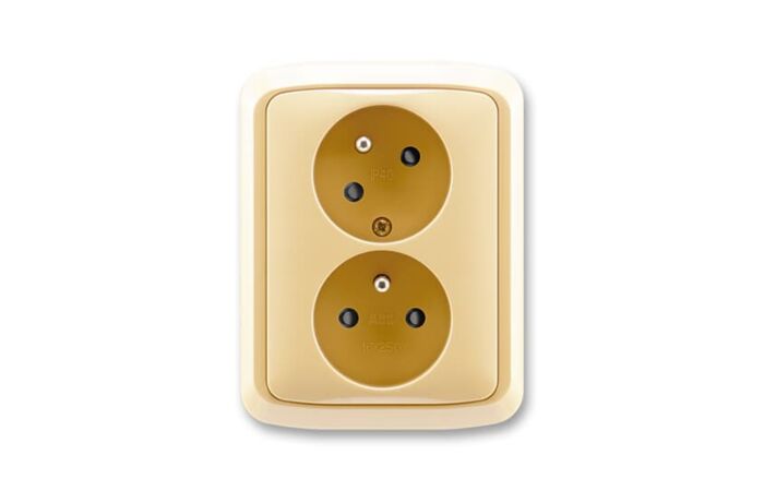 ABB TANGO Dvojzásuvka 5513A-C02357 D s clonkami, s natočenou dutinou, béžová