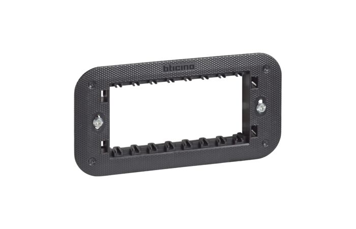 Deska BTICINO K4704 montážní 4M