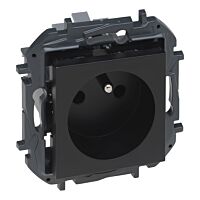 LEGRAND Zásuvka NILOÉ STEP 2P+T 16A, 250V, IP20, černá