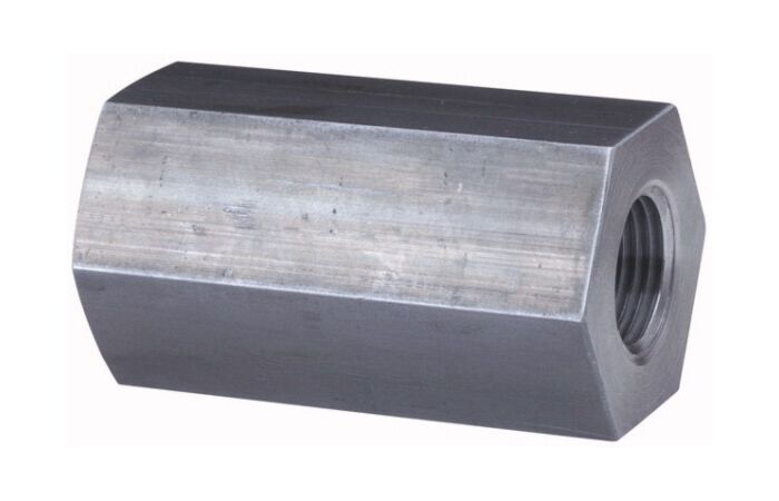 E57KC30 Adaptér M30 kovový