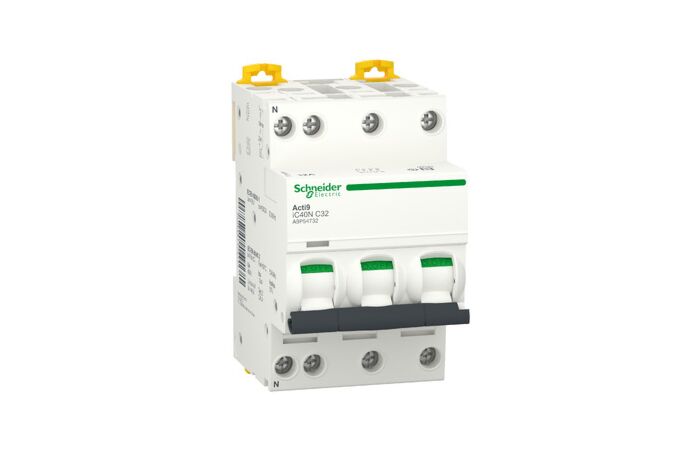 Jistič Acti9 iC40N 3P+N 32A C 6kA