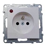 LEGRAND Zásuvka SUNO S721180 2P+T  s PO III.stupně, clonky, automatické svorky bílá