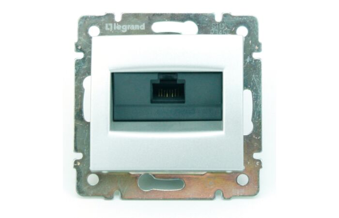 LEGRAND Zásuvka VALENA 770238 1XRJ45 C5E UTP hliník