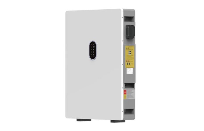 BATTERLUTION Modul bateriový 10,24kWh 51,2V/200Ah LiFePo4 s BMS