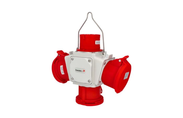 FAMATEL BOX zásuvkový závěsný PowerBOX pb5888 3x400V/32A/5 1xpřívodka 400V/32/5 IP54