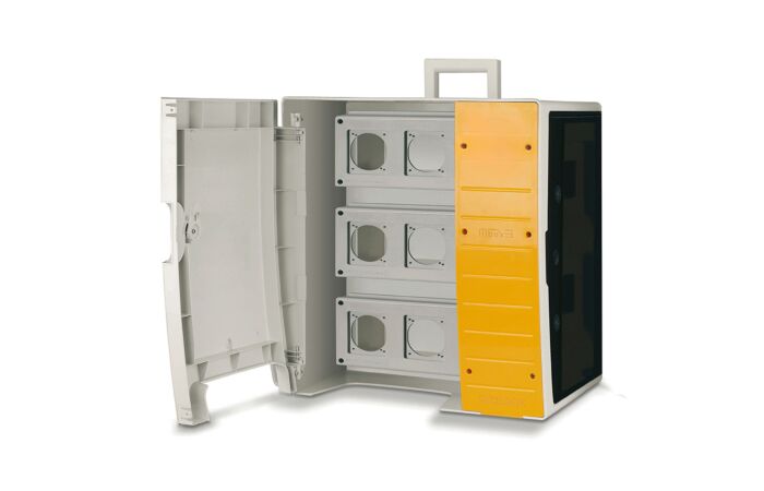 Skříň SCAME 657.0038-000 prázdná IP66