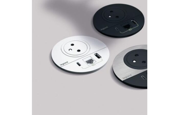 LEGRAND Zásuvka DISQ 80 2P+T USB A+C zapuštěná bílá
