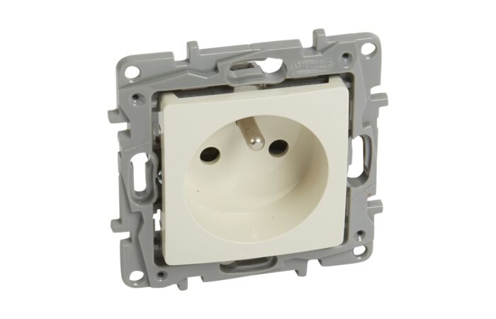 LEGRAND Zásuvka NILOÉ 764627 béžová