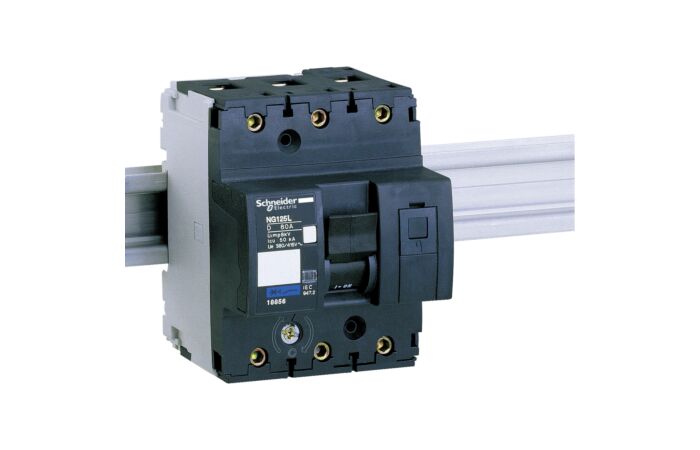 SCHNEIDER 18856 NG125L jistič 3P 80A  D