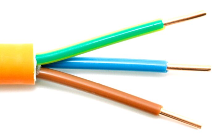 1-CXKH-R-J 3x2,5 /o/-/ B2cas1d1