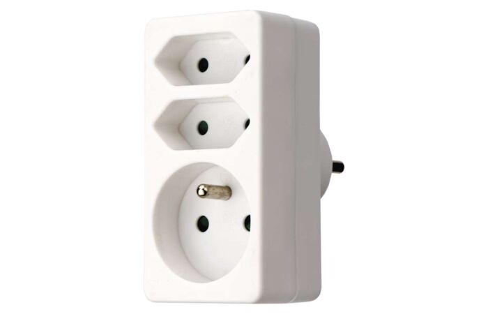 EMOS Zásuvka rozbočovací 250V/10A 2násobná plochá+1xkulatá IP20 bílá