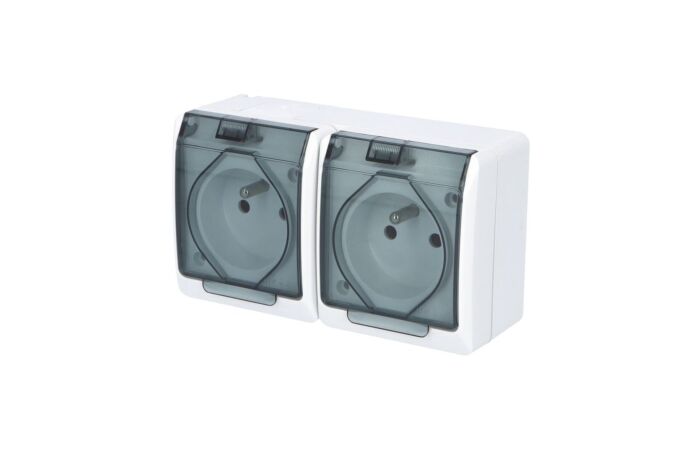 FAMATEL GALATEA Zásuvka 2P+PE 2-násobná vodorovná IP44 bílá/průhledné víčko