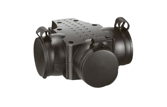 LEGRAND 3zásuvka 250V/16A 3X2P+T krytky pryž IP44 černá