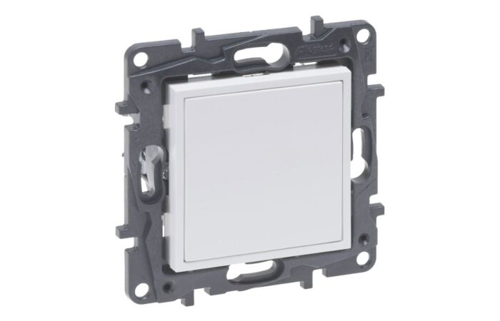 LEGRAND Záslepka NILOÉ STEP 863100B bílá