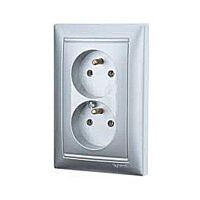 LEGRAND Zásuvka S70290