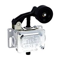 koncový spínač, kovové tělo, kontakty 1V