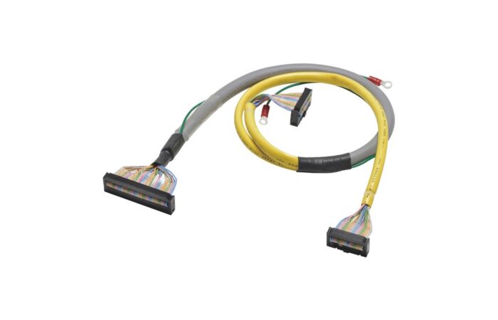 OMRON Produkt I/O připojovací kabel, s připojením stín