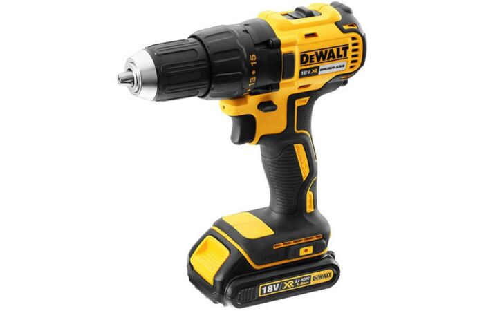 DeWALT  Šroubovák DCD777S2T  2xAKU 18V/1,5Ah kufr T-STAK