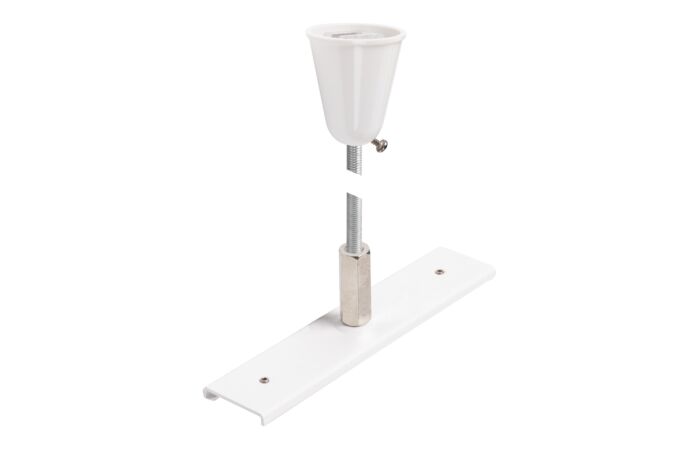 Track reinprocement plate with mounting
