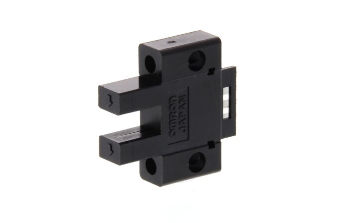OMRON Snímač  EE-SX670P