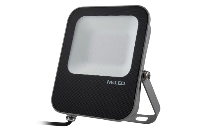 MCLED Svítidlo LED VEGA30 30W 3000K 120 ° reflektor symetrický IP65
